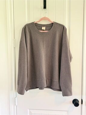 Freely Women’s Gray Ribbed Crewneck Sweater